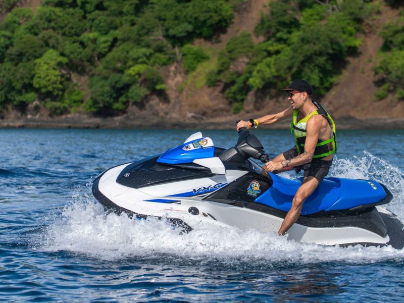 Jet Ski – Having Fun in Sea!